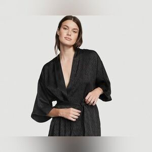 Victoria’s Secret black silky like robe size xs / small